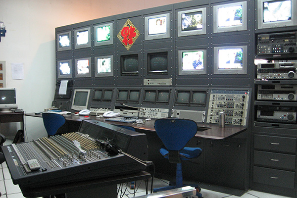 西安电视台新闻演播室系统工程(图3)